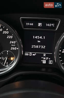 Внедорожник / Кроссовер Mercedes-Benz M-Class 2012 в 