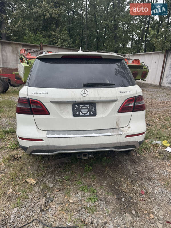 Mercedes-Benz M-Class 2014