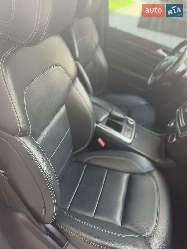 Внедорожник / Кроссовер Mercedes-Benz M-Class 2011 в Киеве