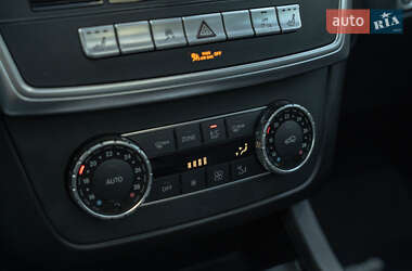 Внедорожник / Кроссовер Mercedes-Benz M-Class 2013 в 