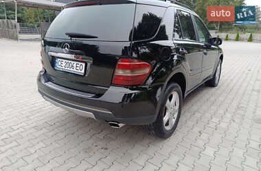 Внедорожник / Кроссовер Mercedes-Benz M-Class 2006 в 