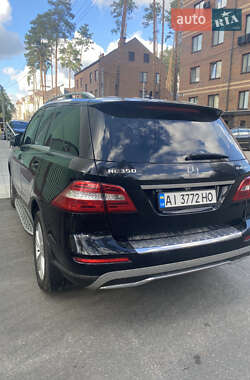 Позашляховик / Кросовер Mercedes-Benz M-Class 2012 в 