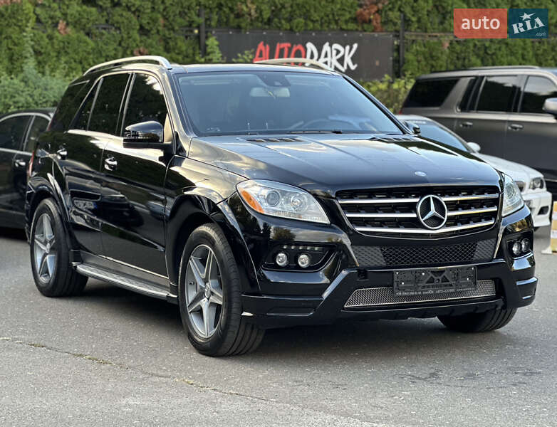 Позашляховик / Кросовер Mercedes-Benz M-Class 2012 в Києві