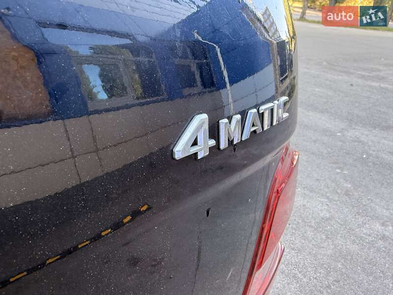 Позашляховик / Кросовер Mercedes-Benz M-Class 2011 в Києві