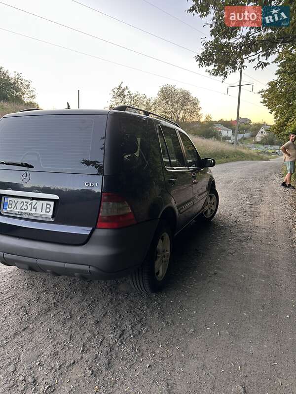 Внедорожник / Кроссовер Mercedes-Benz M-Class 2003 в Хмельницком