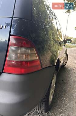 Позашляховик / Кросовер Mercedes-Benz M-Class 2003 в 