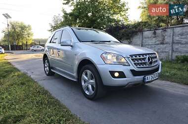 Внедорожник / Кроссовер Mercedes-Benz M-Class 2011 в 