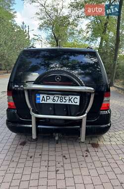 Внедорожник / Кроссовер Mercedes-Benz M-Class 2000 в 
