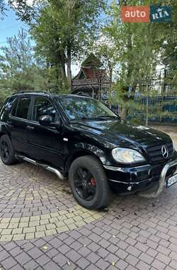Внедорожник / Кроссовер Mercedes-Benz M-Class 2000 в Запорожье