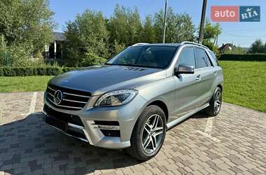 Позашляховик / Кросовер Mercedes-Benz M-Class 2012 в Чернівцях