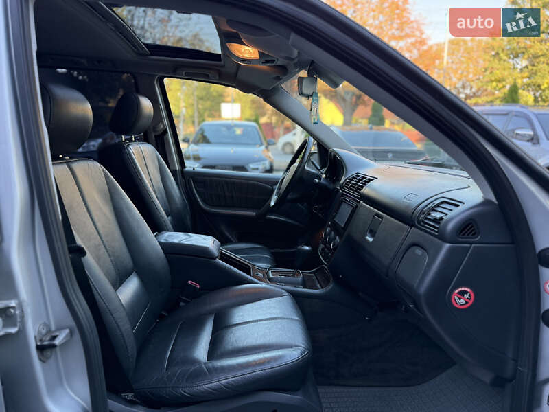 Позашляховик / Кросовер Mercedes-Benz M-Class 2001 в Чернівцях