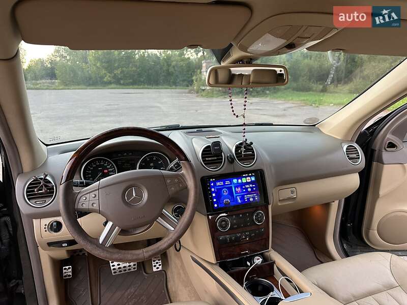 Позашляховик / Кросовер Mercedes-Benz M-Class 2006 в Старому Самборі