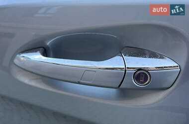 Позашляховик / Кросовер Mercedes-Benz M-Class 2013 в 