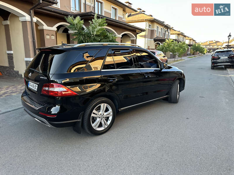 Внедорожник / Кроссовер Mercedes-Benz M-Class 2015 в Броварах