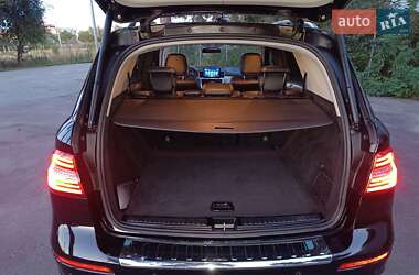 Позашляховик / Кросовер Mercedes-Benz M-Class 2014 в 