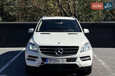 Внедорожник / Кроссовер Mercedes-Benz M-Class 2012 в 
