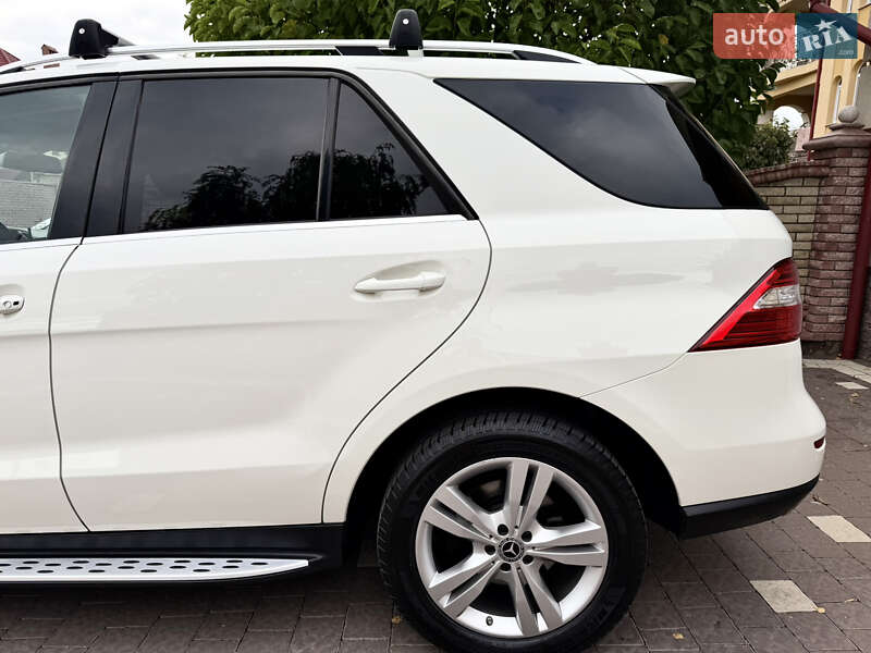 Внедорожник / Кроссовер Mercedes-Benz M-Class 2013 в Черновцах
