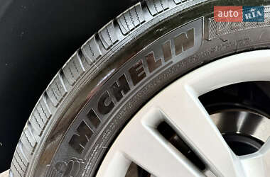 Позашляховик / Кросовер Mercedes-Benz M-Class 2013 в 