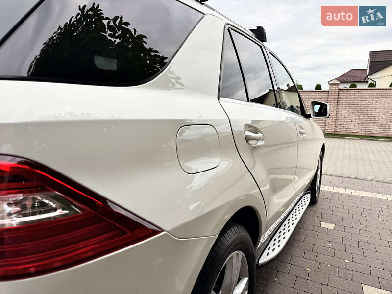 Внедорожник / Кроссовер Mercedes-Benz M-Class 2013 в Черновцах