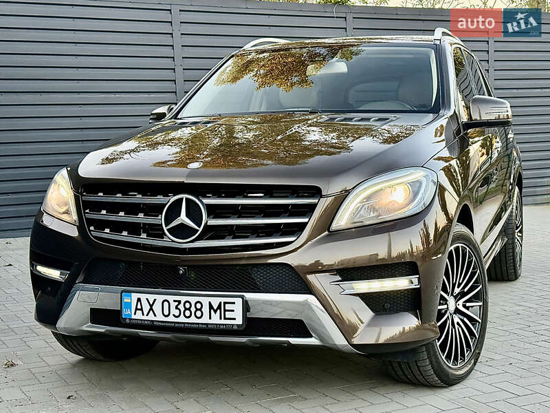 Внедорожник / Кроссовер Mercedes-Benz M-Class 2013 в Киеве