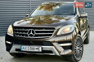 Внедорожник / Кроссовер Mercedes-Benz M-Class 2013 в 