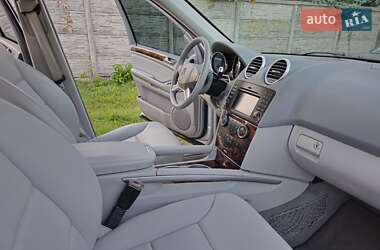 Внедорожник / Кроссовер Mercedes-Benz M-Class 2011 в 