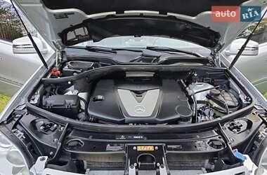Внедорожник / Кроссовер Mercedes-Benz M-Class 2011 в 
