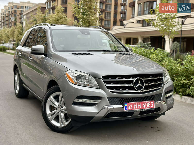 Внедорожник / Кроссовер Mercedes-Benz M-Class 2014 в Киеве
