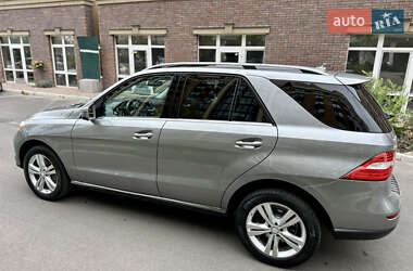 Внедорожник / Кроссовер Mercedes-Benz M-Class 2014 в 