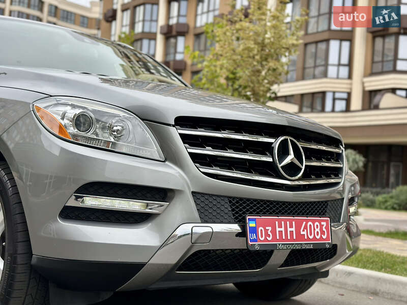 Внедорожник / Кроссовер Mercedes-Benz M-Class 2014 в Киеве