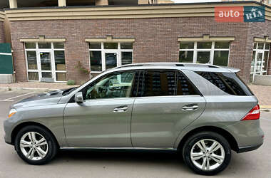 Внедорожник / Кроссовер Mercedes-Benz M-Class 2014 в 