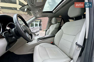 Внедорожник / Кроссовер Mercedes-Benz M-Class 2014 в 