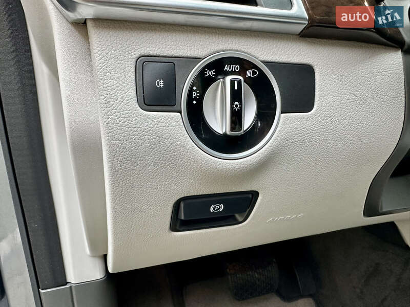 Внедорожник / Кроссовер Mercedes-Benz M-Class 2014 в Киеве
