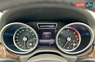 Внедорожник / Кроссовер Mercedes-Benz M-Class 2014 в 