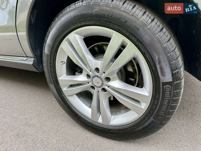 Внедорожник / Кроссовер Mercedes-Benz M-Class 2014 в Киеве