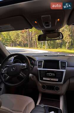 Внедорожник / Кроссовер Mercedes-Benz M-Class 2014 в 