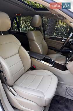 Внедорожник / Кроссовер Mercedes-Benz M-Class 2014 в 