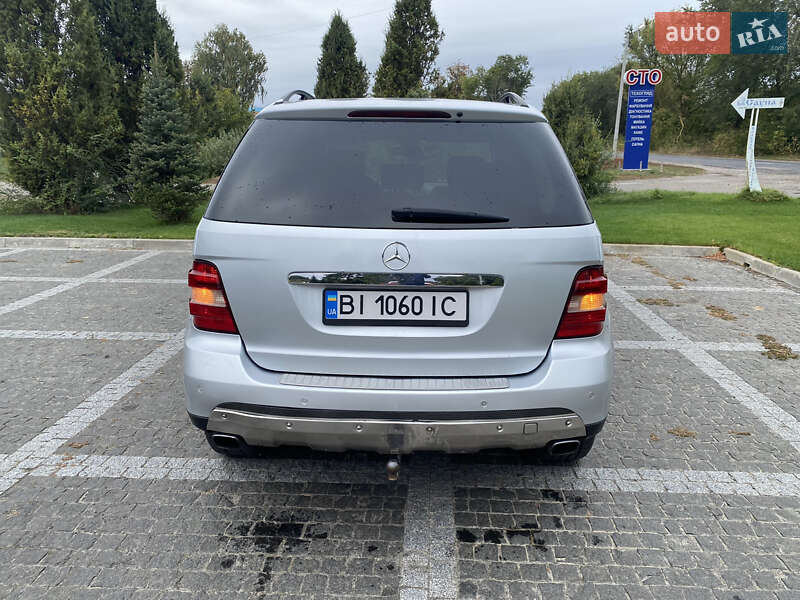 Позашляховик / Кросовер Mercedes-Benz M-Class 2006 в Пирятині