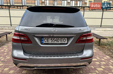 Позашляховик / Кросовер Mercedes-Benz M-Class 2012 в 