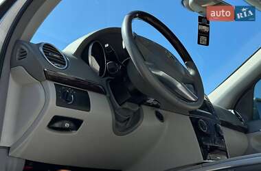 Внедорожник / Кроссовер Mercedes-Benz M-Class 2010 в 
