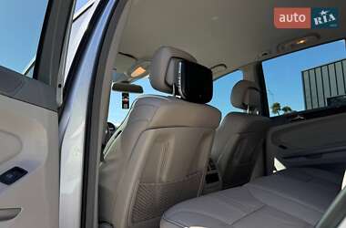 Внедорожник / Кроссовер Mercedes-Benz M-Class 2010 в 
