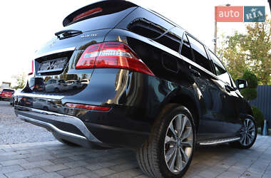 Внедорожник / Кроссовер Mercedes-Benz M-Class 2014 в 