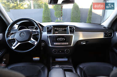 Внедорожник / Кроссовер Mercedes-Benz M-Class 2014 в 