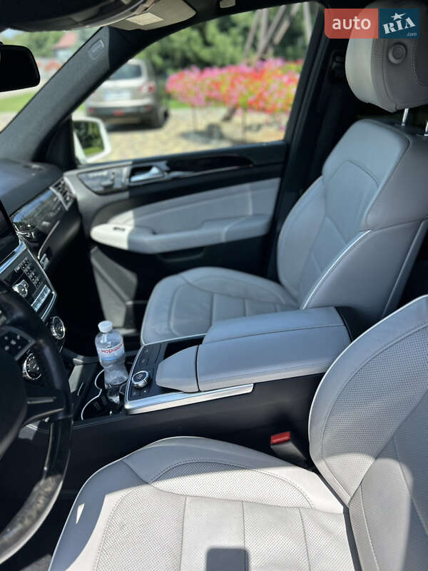 Внедорожник / Кроссовер Mercedes-Benz M-Class 2012 в Днепре