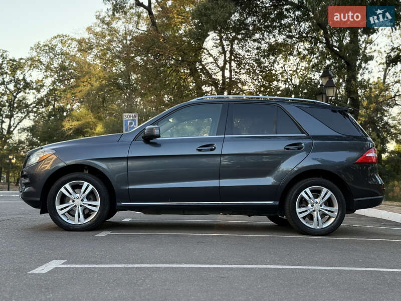 Внедорожник / Кроссовер Mercedes-Benz M-Class 2013 в Одессе