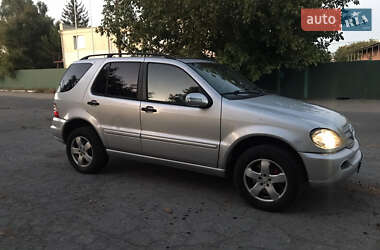 Позашляховик / Кросовер Mercedes-Benz M-Class 2004 в 