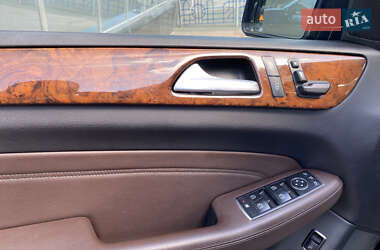Внедорожник / Кроссовер Mercedes-Benz M-Class 2013 в 
