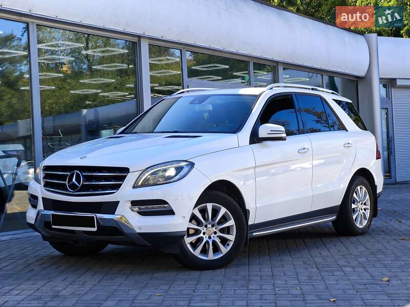 Внедорожник / Кроссовер Mercedes-Benz M-Class 2013 в Днепре
