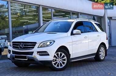 Внедорожник / Кроссовер Mercedes-Benz M-Class 2013 в 