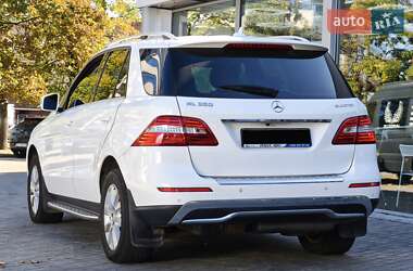 Внедорожник / Кроссовер Mercedes-Benz M-Class 2013 в 